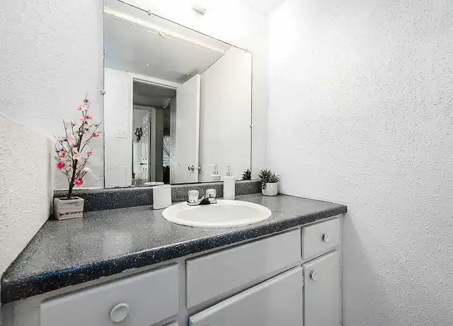 Property at Vista Del Rey - 4300 Shaver St, Houston, TX, 77034, 1-3 bed, 1-2 bath, [object Object]