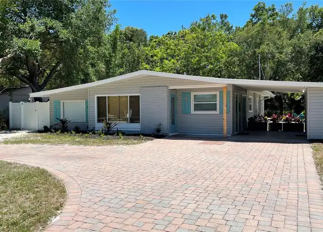 Property at 2504 S Milmar Dr, Sarasota, FL, 34237, 3 beds, 2 baths, [object Object]
