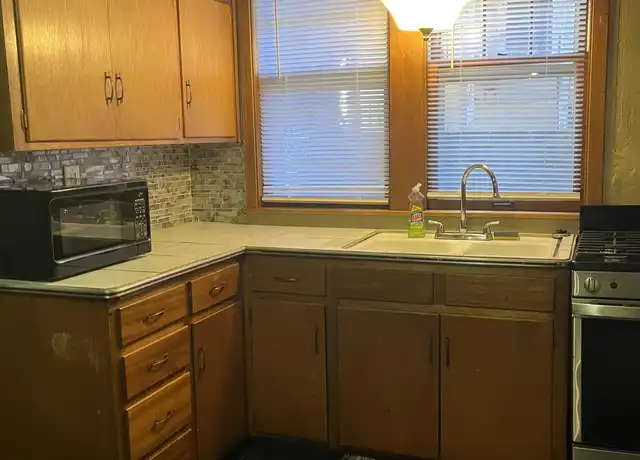 Property at 919 SW Tyler St Unit C, Topeka, KS, 66612, 0 beds, 1 bath, [object Object]