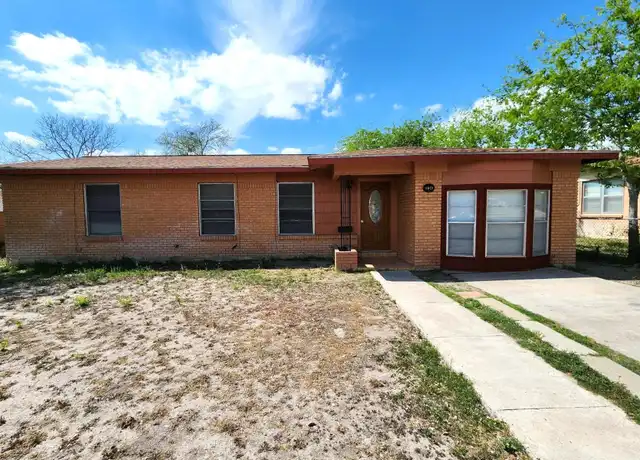 Property at 224 Highland St, Del Rio, TX, 78840, 4 beds, 2 baths, [object Object]
