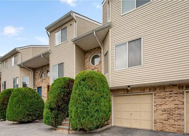 Property at 33 Pleasant St #8, Stamford, CT, 06901, 3 beds, 2.5 baths, [object Object]