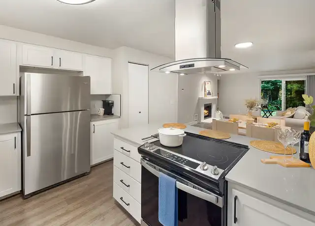 Property at Westvue Apartments - 14309 NE Woodinville Duvall Rd, Woodinville, WA, 98072, 2 beds, 1-2 bath, [object Object]