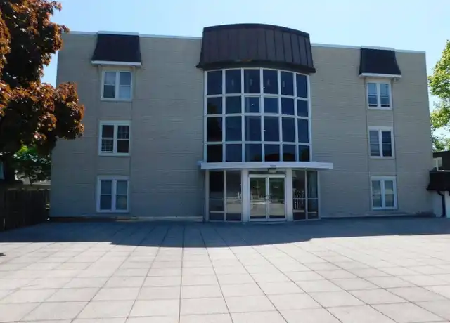 Property at 9500 N Green Bay Rd, Brown Deer, WI, 53209, 1 bed, 1 bath, [object Object]