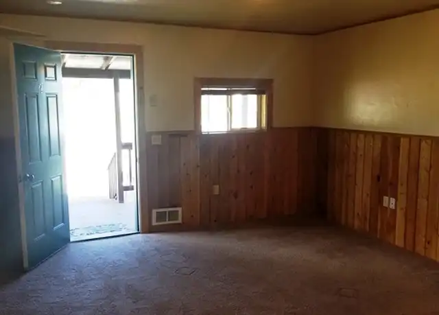 Property at 575 MT Highway 82, Kalispell, MT, 59901, 1 bed, 1 bath, [object Object]