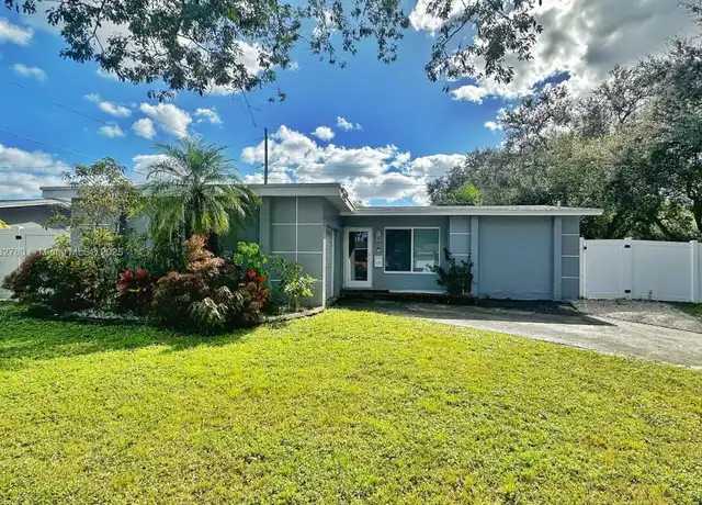 Property at 6390 Park St, Hollywood, FL, 33024, 3 beds, 2 baths, [object Object]