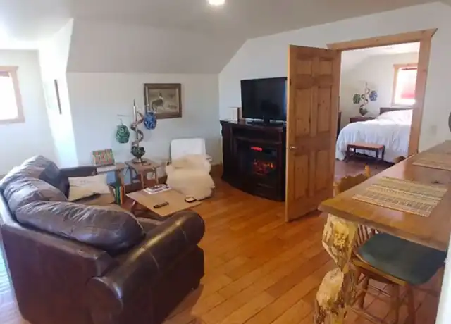 Property at 603 10th St, Columbus, MT, 59019, 1 bed, 1 bath, [object Object]