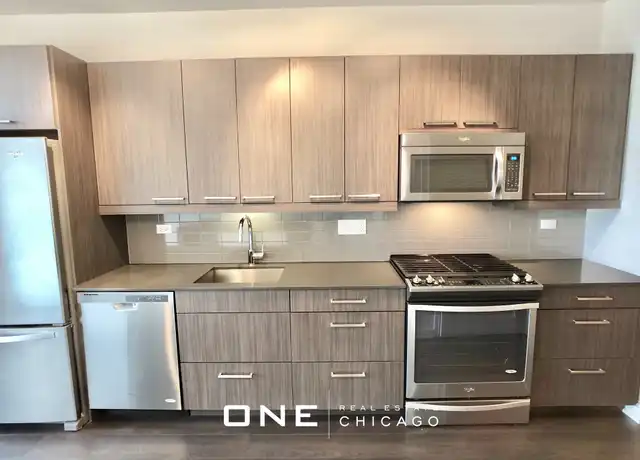 Property at 724 W Couch Pl Unit 2, Chicago, IL, 60661, 1 bed, 1 bath, [object Object]