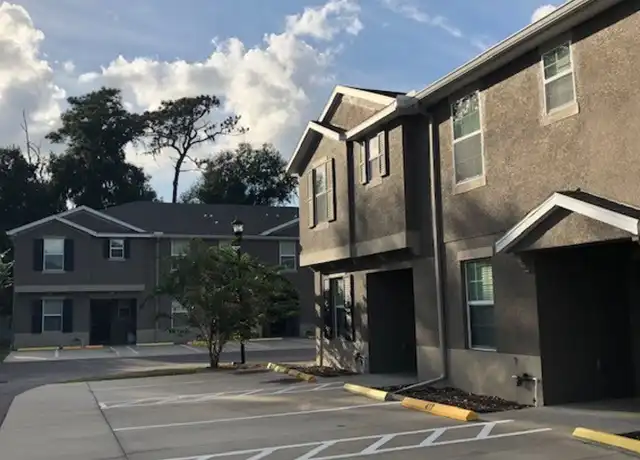 Property at S Montclair Ave, Brandon, FL, 33510, 3 beds, 2.5 baths, [object Object]