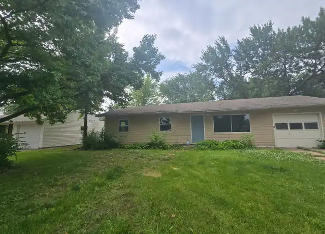 Property at 2201 SE 22nd St, Topeka, KS, 66605, 3 beds, 1 bath, [object Object]