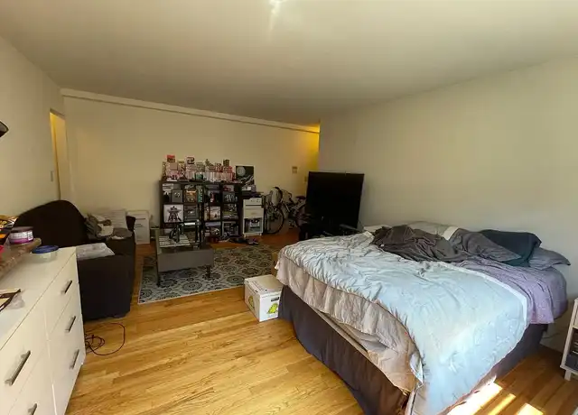 Property at Okonski Briar 521 - 521 W Briar Pl, Chicago, IL, 60657, 0 beds, 1 bath, [object Object]