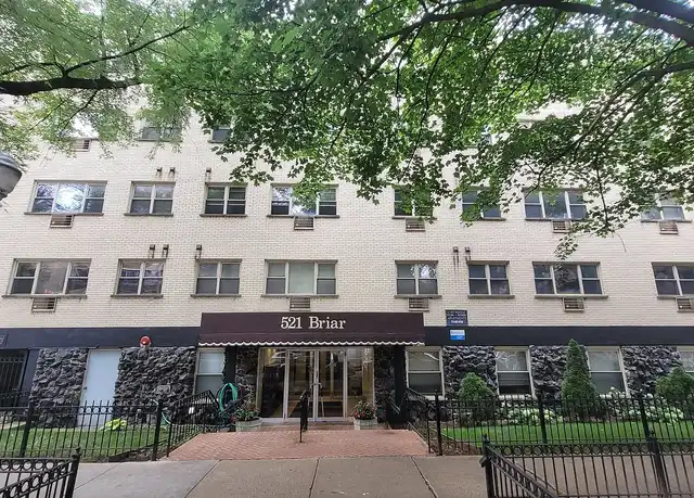 Property at Okonski Briar 521 - 521 W Briar Pl, Chicago, IL, 60657, 0 beds, 1 bath, [object Object]