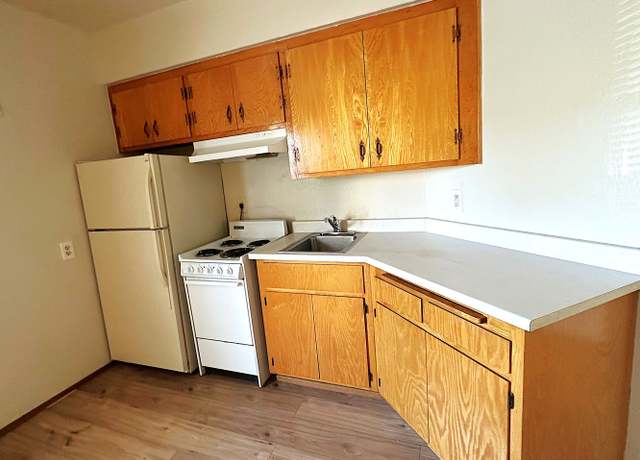 Photo of 816 Tennent Ave Unit 04, Pinole, CA 94564
