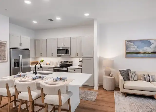 Property at Citron at The Packing District - 2210 N Orange Blossom Trl, Orlando, FL, 32804, 1 bed, 1 bath, [object Object]