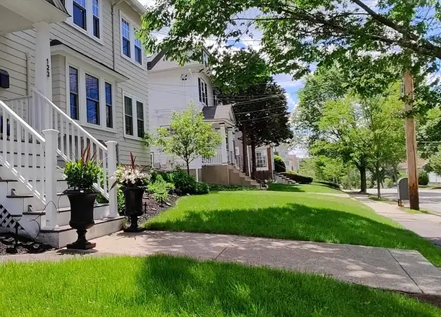 Property at 125 Slade St #125, Belmont, MA, 02478, 2 beds, 1 bath, [object Object]