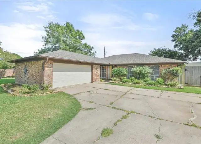 Property at 3107 Woodstone Dr, Baytown, TX, 77521, 3 beds, 2 baths, [object Object]
