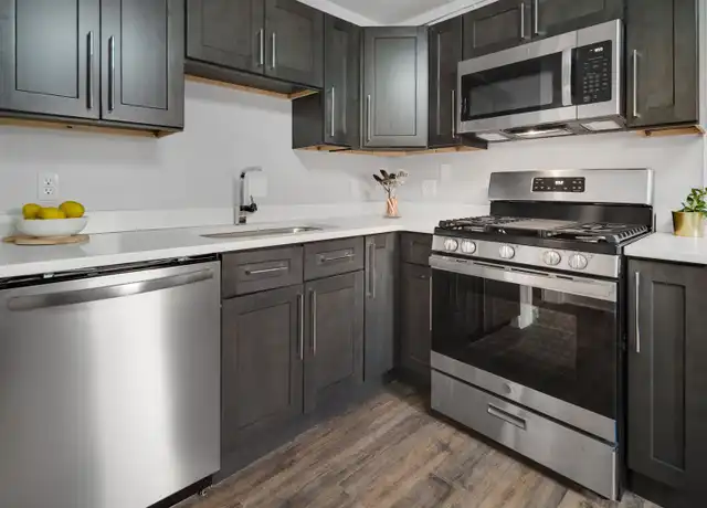 Property at 105 Highland Pl Unit 3, Ithaca, NY, 14850, 2 beds, 1 bath, [object Object]