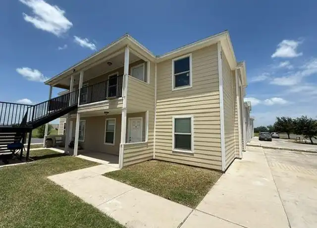 Property at 306 E Eisenhower Ave, Alton, TX, 78573, 3 beds, 2 baths, [object Object]