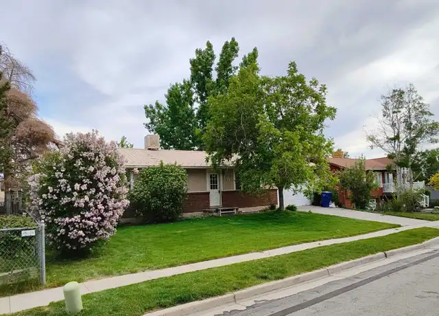 Property at 1380 E Indian Ridge Cir, Sandy, UT, 84092, 5 beds, 3 baths, [object Object]