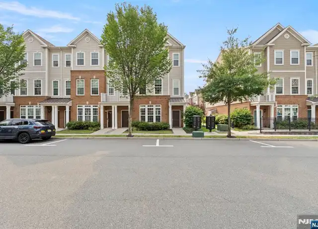 Property at 102 Wesmont Dr #3912, Wood Ridge, NJ, 07075, 2 beds, 3 baths, [object Object]