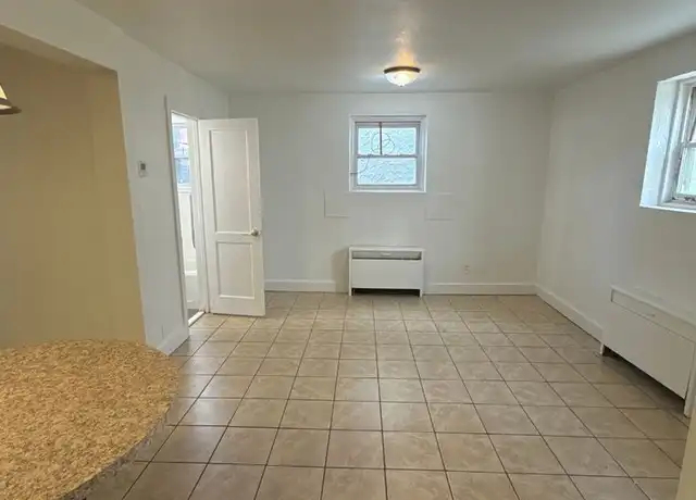 Property at 442 2nd St SW Unit 5, Jamestown, ND, 58401, 1 bed, 1 bath, [object Object]