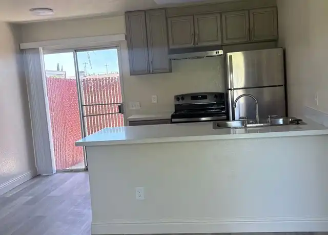 Property at 1161 E Yosemite Ave Unit 7, Manteca, CA, 95336, 1 bed, 1 bath, [object Object]