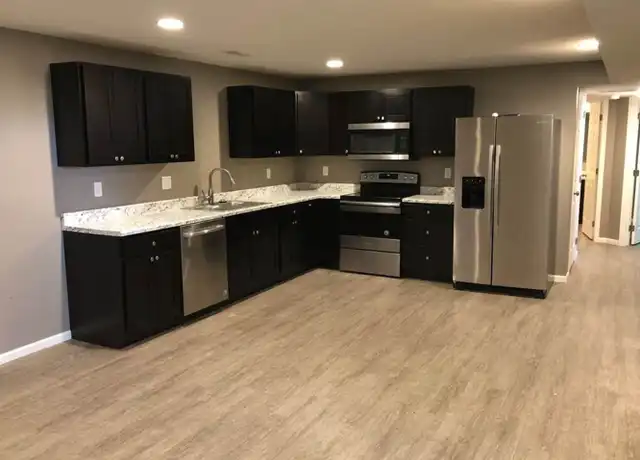 Property at 305 Elm St Unit 4, Moville, IA, 51039, 3 beds, 1 bath, [object Object]