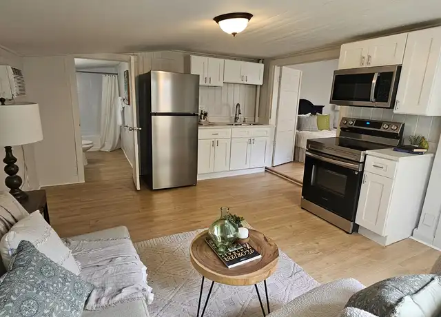 Property at 8114 N 11th St Unit B, Tampa, FL, 33604, 1 bed, 1 bath, [object Object]