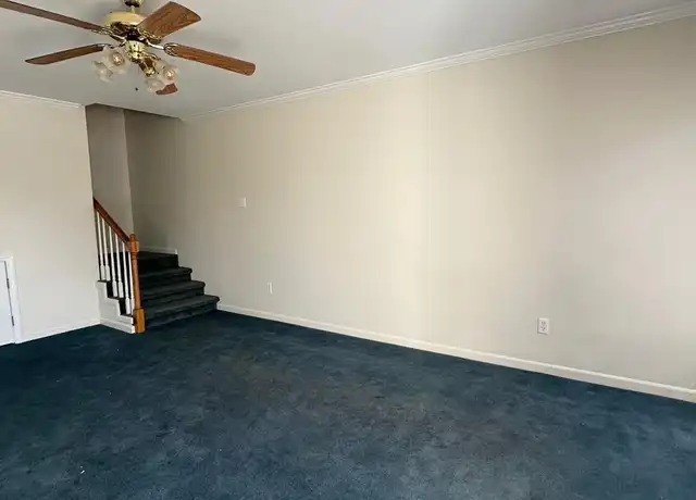 Property at 122 Mall Cir Unit A, Houma, LA, 70364, 2 beds, 1.5 baths, [object Object]