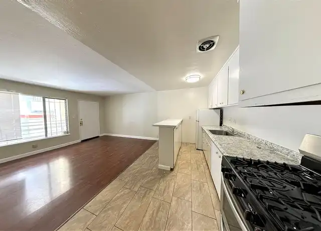 Property at Euclid Heights Apartments - 380 Euclid Ave, Oakland, CA, 94610, 2 beds, 1 bath, [object Object]