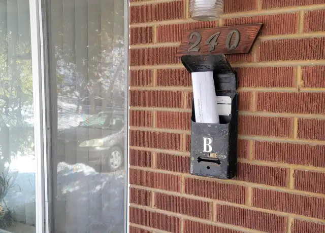 Property at 240 N Vine St Unit B, Salt Lake City, UT, 84103, 1 bed, 1 bath, [object Object]