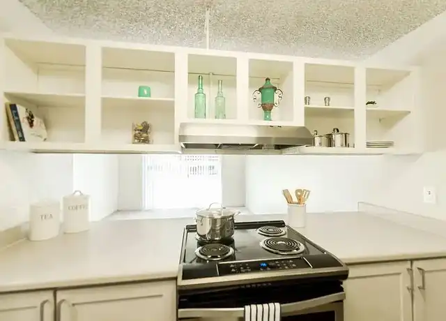 Property at Nova North - 1020 W Casino Rd, Everett, WA, 98204, 1-2 bed, 1 bath, [object Object]