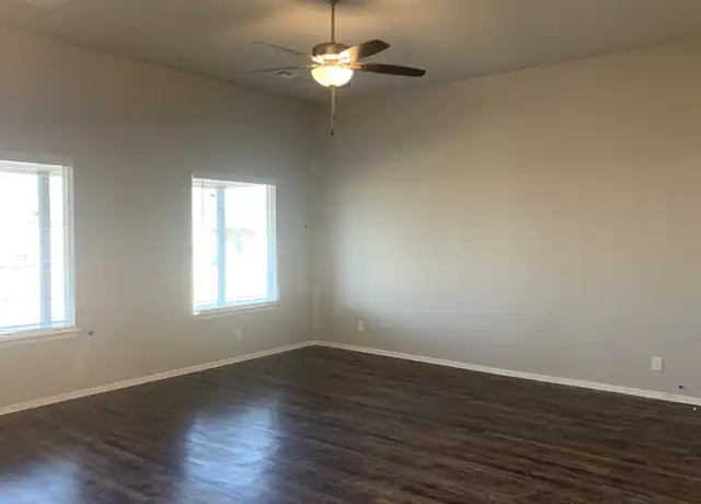 Property at 13312 S 19th Pl, Bixby, OK, 74008, 4 beds, 2 baths, [object Object]