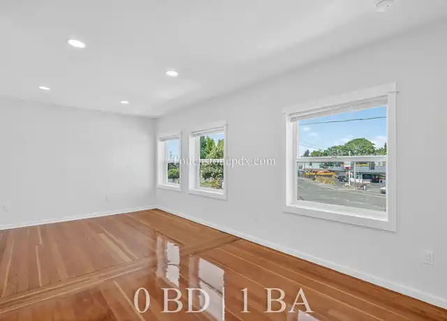 Property at 4938 SE Foster Rd Unit 206, Portland, OR, 97206, 0 beds, 1 bath, [object Object]