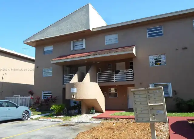 Property at 2750 W 60th St #59, Hialeah, FL, 33016, 2 beds, 1.5 baths, [object Object]