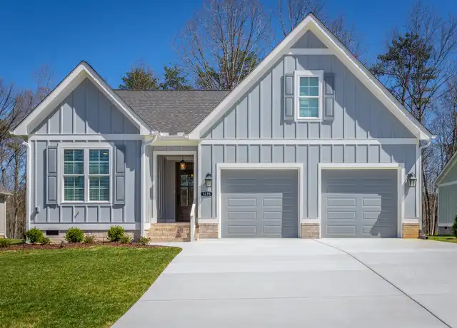 Property at 1235 Bentley Ln, Soddy-Daisy, TN, 37379, 3 beds, 2 baths, [object Object]