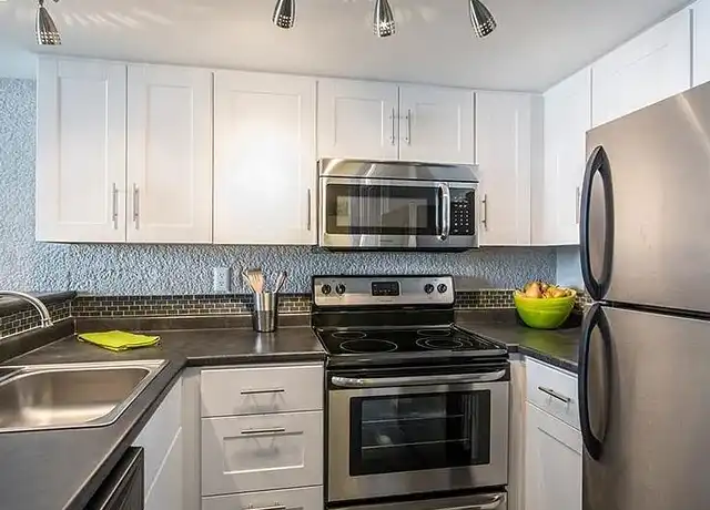 Property at Portola Biltmore - 2323 E Flower St, Phoenix, AZ, 85016, 1 bed, 1 bath, [object Object]