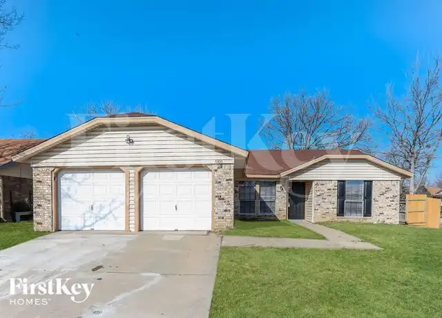 Property at 5300 Virburnum Ct, Arlington, TX, 76018, 3 beds, 2 baths, [object Object]