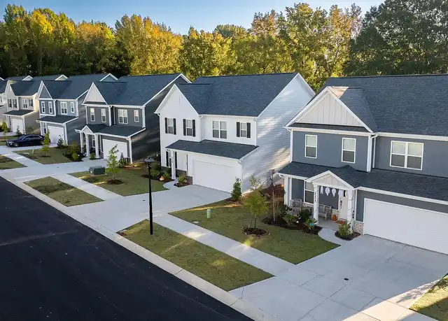 Property at Hadley Crossing - 6217 Madison Brook Dr, Charlotte, NC, 28269, 4 beds, 2.5 baths, [object Object]