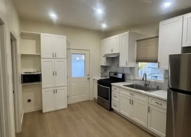 Property at 4628 W Simmons Ave Unit 3, Orange, CA, 92868, 0 beds, 1 bath, [object Object]