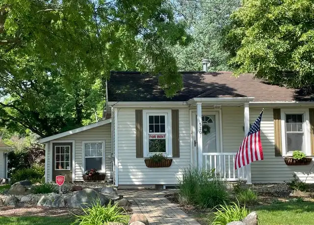 Property at 5201 N Montclair Ave, Peoria Heights, IL, 61616, 3 beds, 1 bath, [object Object]
