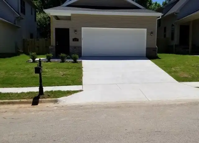 Property at 2375 W Houston St, Fayetteville, AR, 72703, 3 beds, 3.5 baths, [object Object]