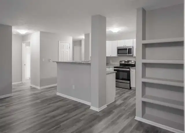 Property at Westwood Pines - 4745 Pine Ridge Dr, Columbus, IN, 47201, 1-2 bed, 1-2 bath, [object Object]