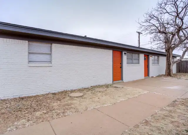 Property at 228 Hickory St Unit B, Levelland, TX, 79336, 2 beds, 1 bath, [object Object]