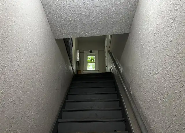 Property at 401 N 5th St Unit 2, Kansas City, KS, 66101, 2 beds, 1 bath, [object Object]