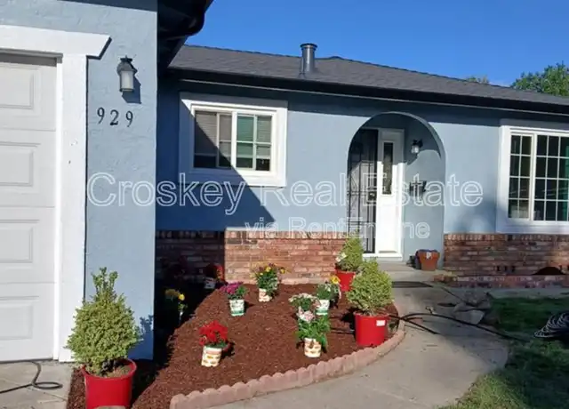 Property at 929 Jensen Cir, Pittsburg, CA, 94565, 4 beds, 2 baths, [object Object]