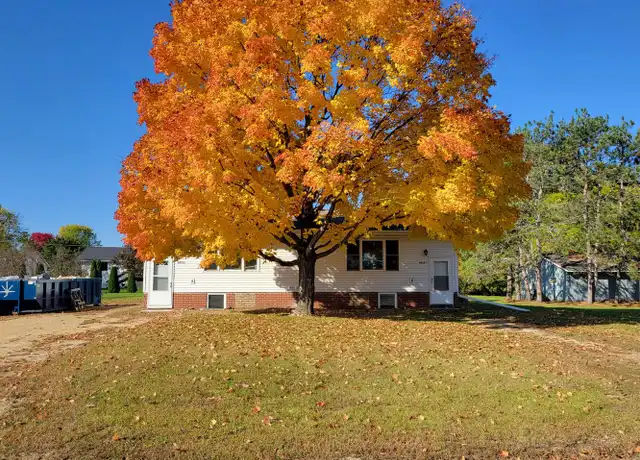 Property at N8281 965th St Apt 2, River Falls, WI, 54022, 2 beds, 1 bath, [object Object]