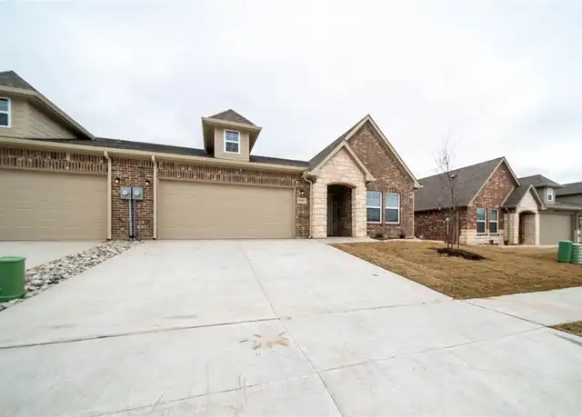 Property at 8507 Christie Ln, Greenville, TX, 75402, 3 beds, 2 baths, [object Object]