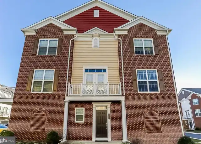 Property at 25478 Potomac Twain Ter, Chantilly, VA, 20152, 3 beds, 4 baths, [object Object]