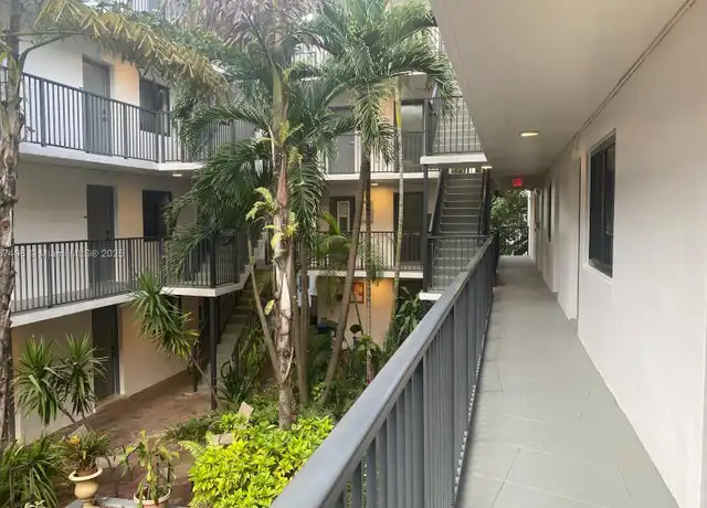 Property at 3242 Mary St Unit S215, Miami, FL, 33133, 1 bed, 1 bath, [object Object]