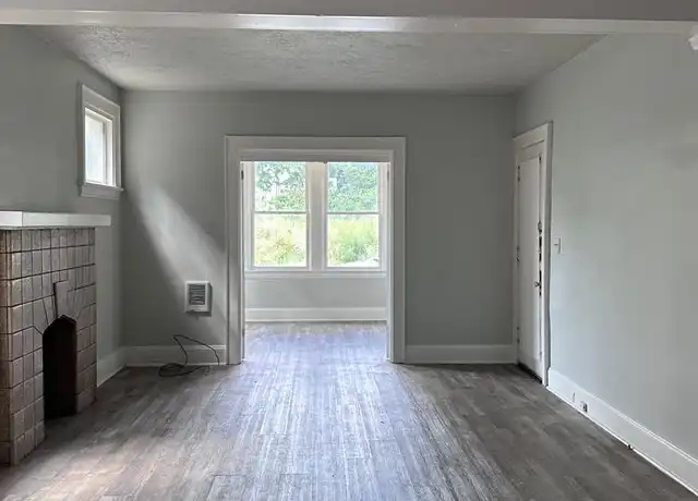 Property at 579 Blair Ave Unit 579-2, Cincinnati, OH, 45229, 3 beds, 1 bath, [object Object]